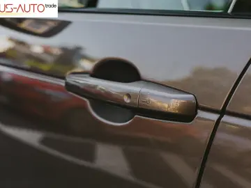 Land Rover Discovery – 7 LOCURI  4x4  PNEUMATICĂ HSE