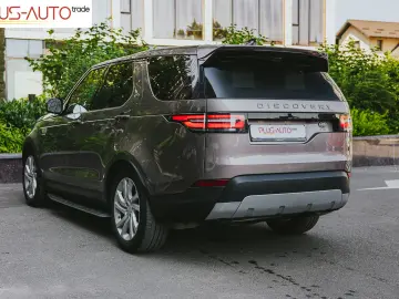 Land Rover Discovery – 7 LOCURI  4x4  PNEUMATICĂ HSE