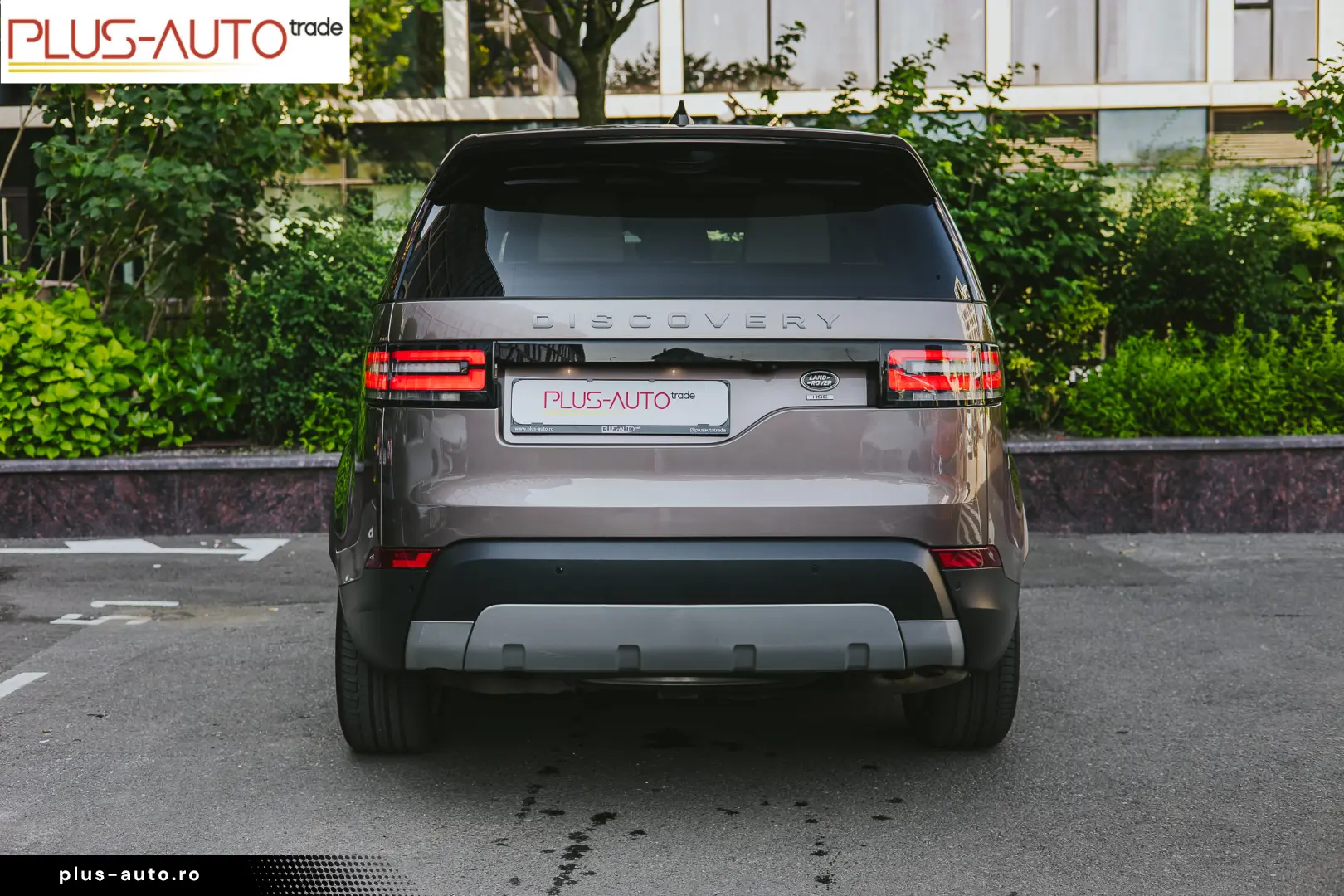 Land Rover Discovery – 7 LOCURI  4x4  PNEUMATICĂ HSE