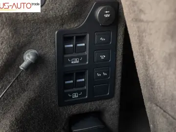 Land Rover Discovery – 7 LOCURI  4x4  PNEUMATICĂ HSE