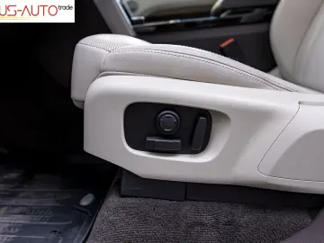 Land Rover Discovery – 7 LOCURI  4x4  PNEUMATICĂ HSE