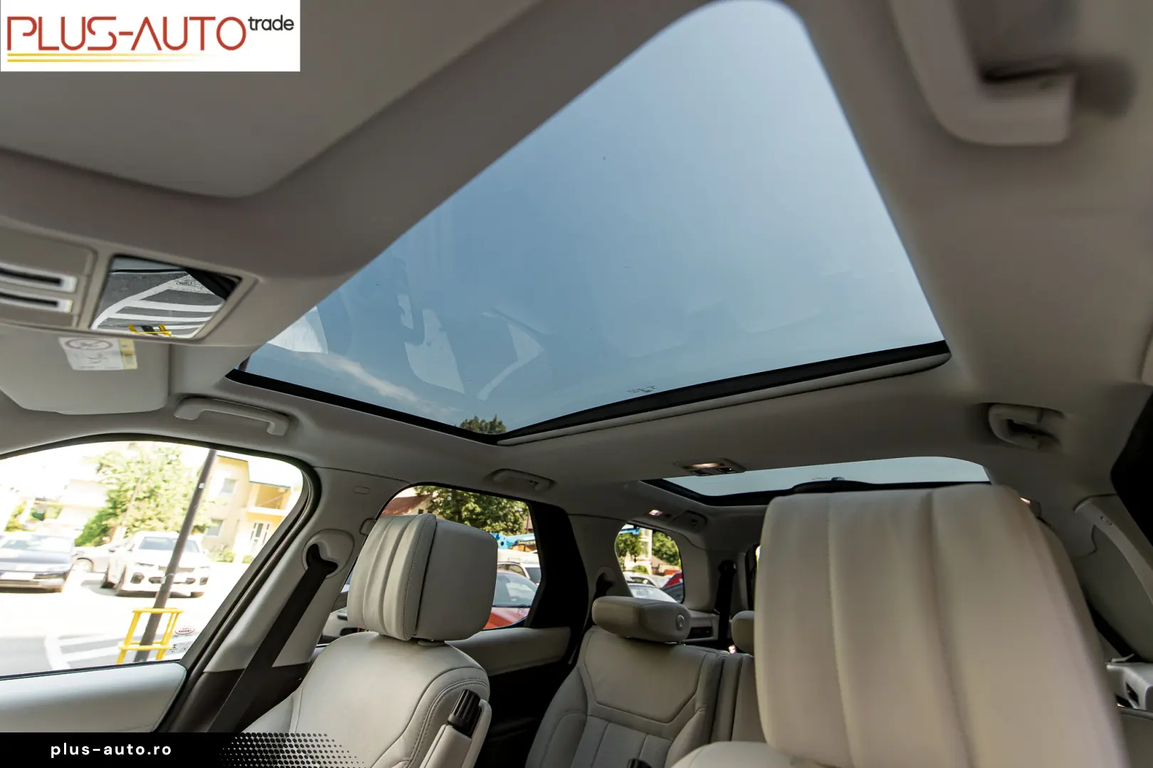 Land Rover Discovery – 7 LOCURI  4x4  PNEUMATICĂ HSE