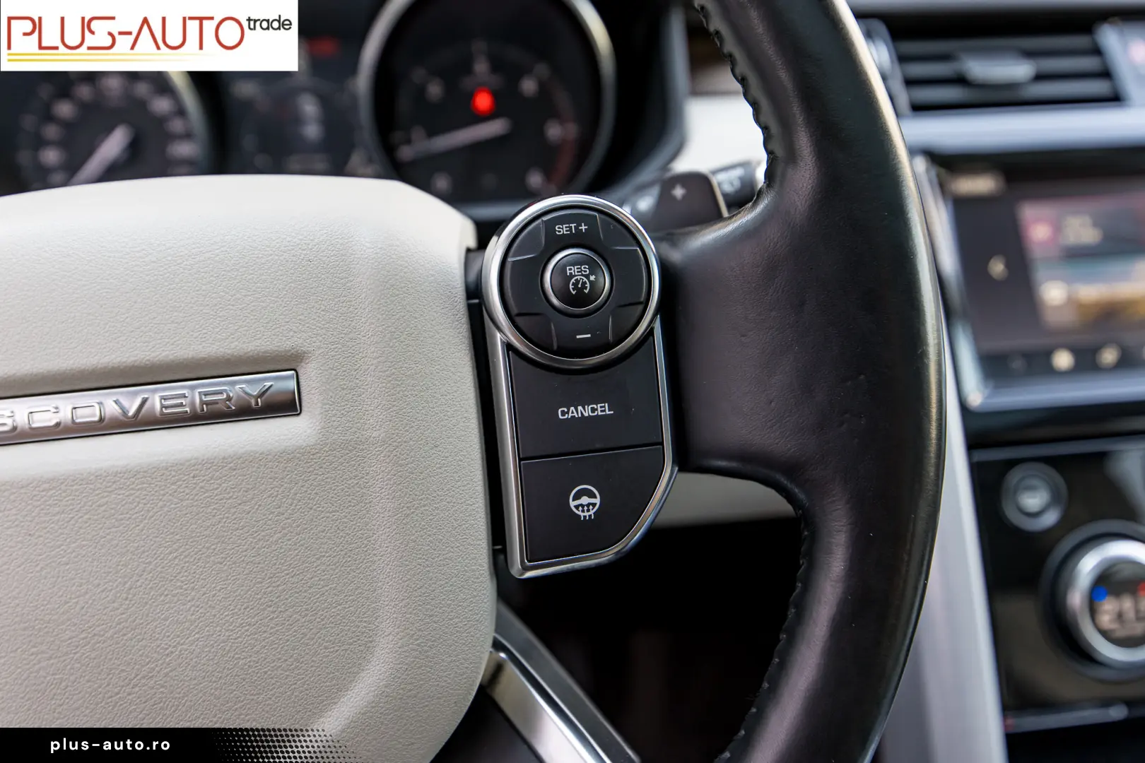 Land Rover Discovery – 7 LOCURI  4x4  PNEUMATICĂ HSE