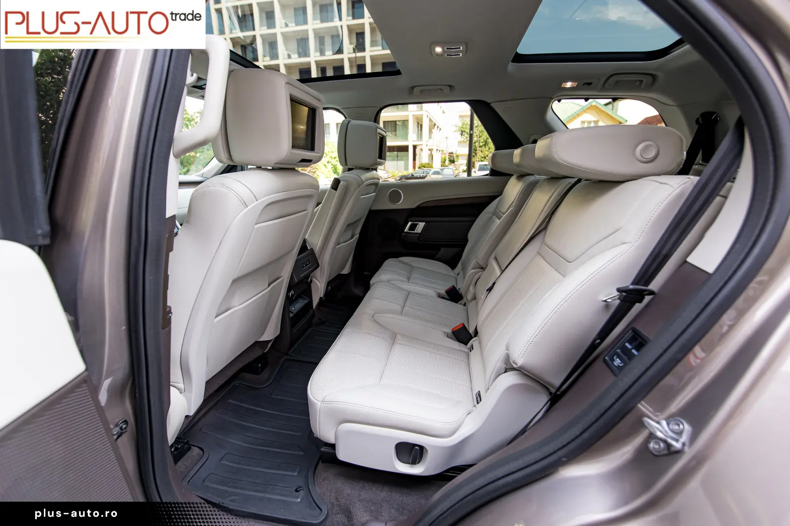 Land Rover Discovery – 7 LOCURI  4x4  PNEUMATICĂ HSE