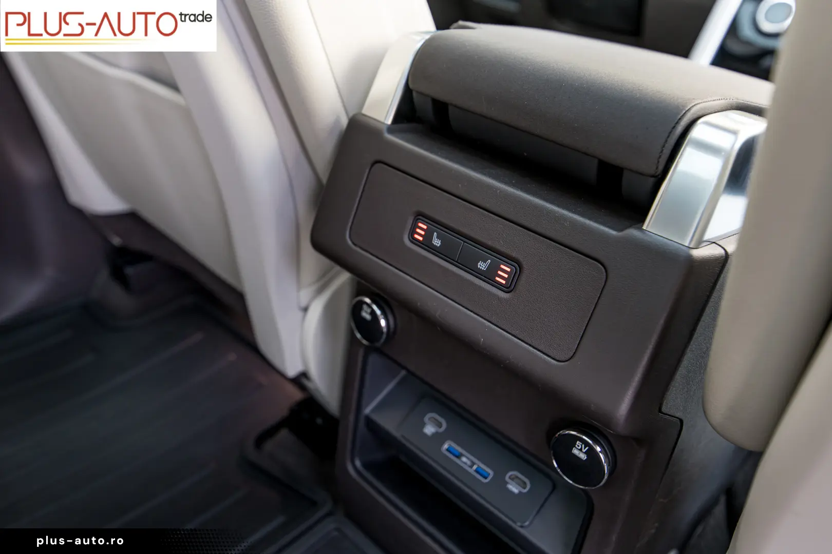 Land Rover Discovery – 7 LOCURI  4x4  PNEUMATICĂ HSE