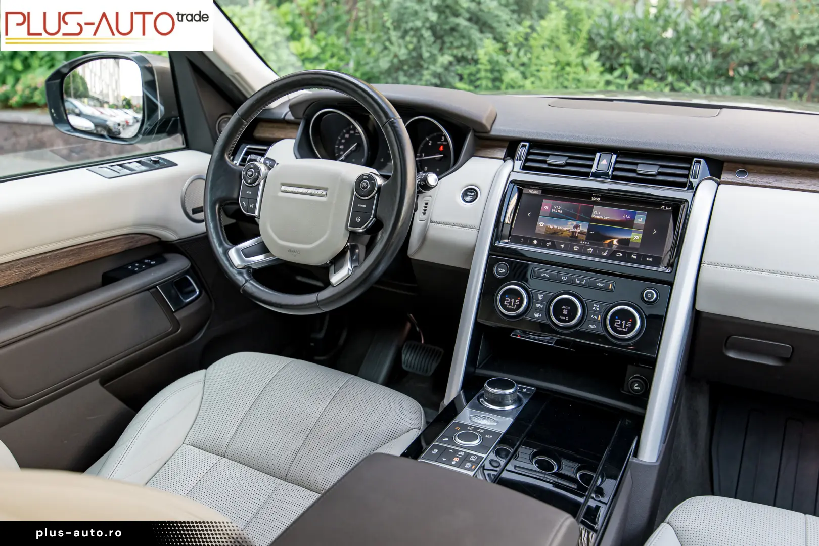 Land Rover Discovery – 7 LOCURI  4x4  PNEUMATICĂ HSE