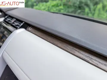 Land Rover Discovery – 7 LOCURI  4x4  PNEUMATICĂ HSE