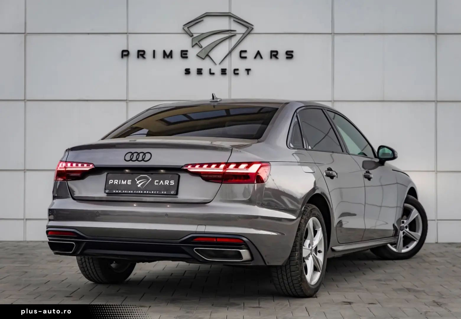 Audi A4 30 TDI S tronic S line