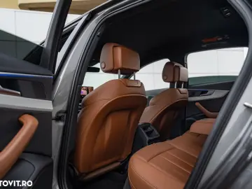 Audi A4 30 TDI S tronic S line