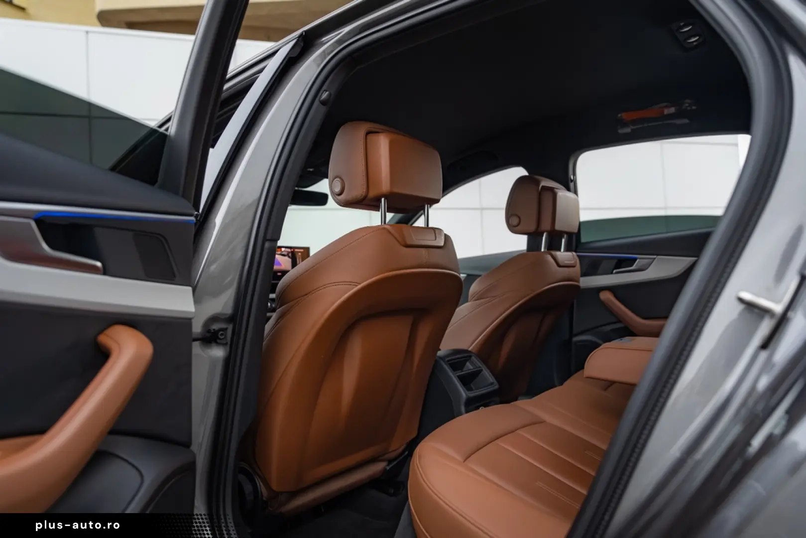 Audi A4 30 TDI S tronic S line