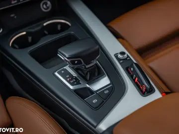 Audi A4 30 TDI S tronic S line