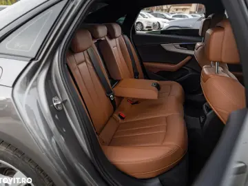 Audi A4 30 TDI S tronic S line