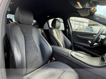 MERCEDES-BENZ E 200 d AMG