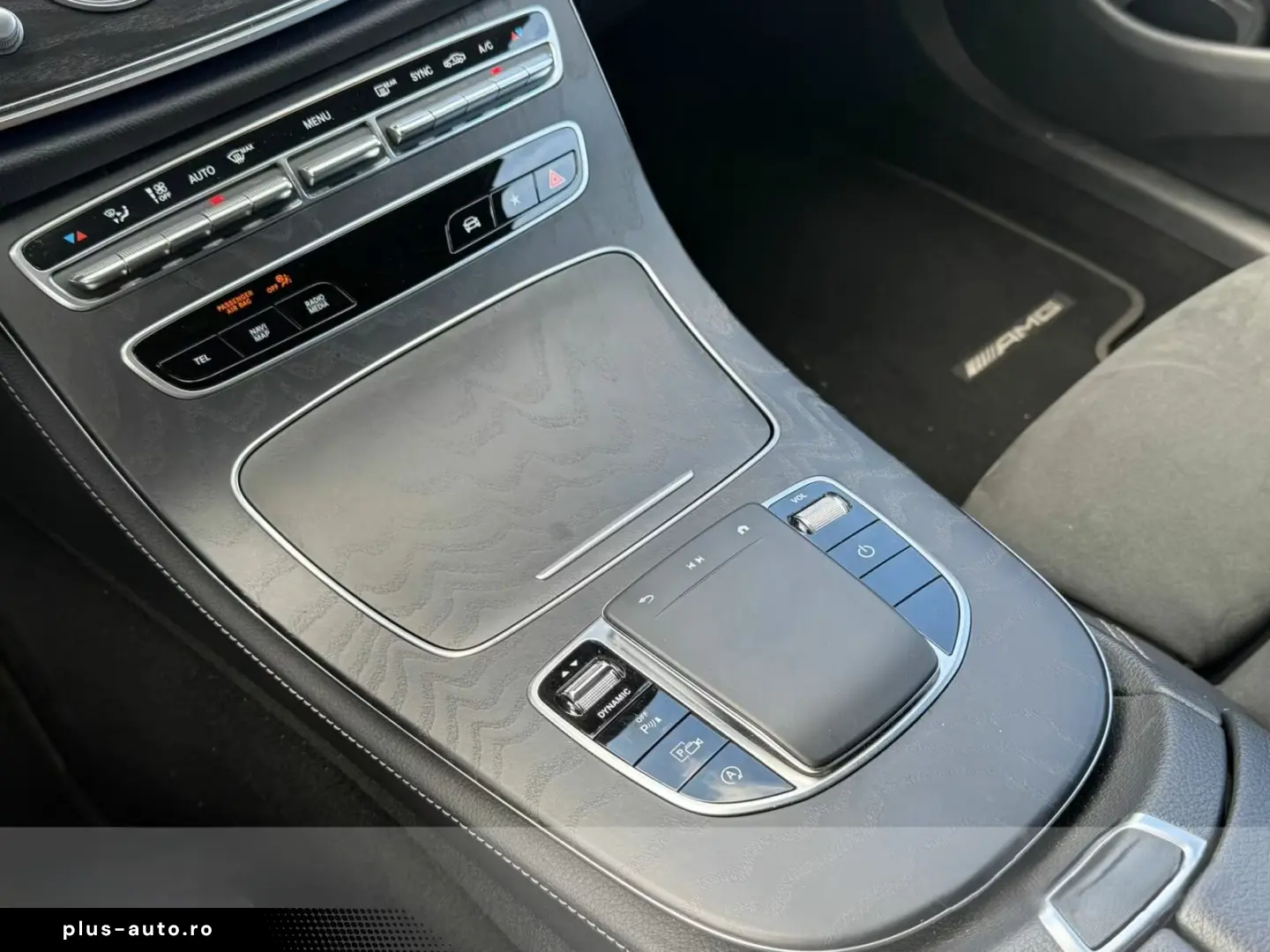 MERCEDES-BENZ E 200 d AMG