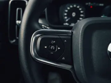 Volvo XC40 R-Design T5 Plugin Hibrid 211 CP