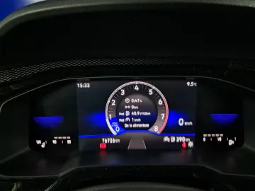 VOLKSWAGEN POLO LIFE 1.0i  95CP 2022