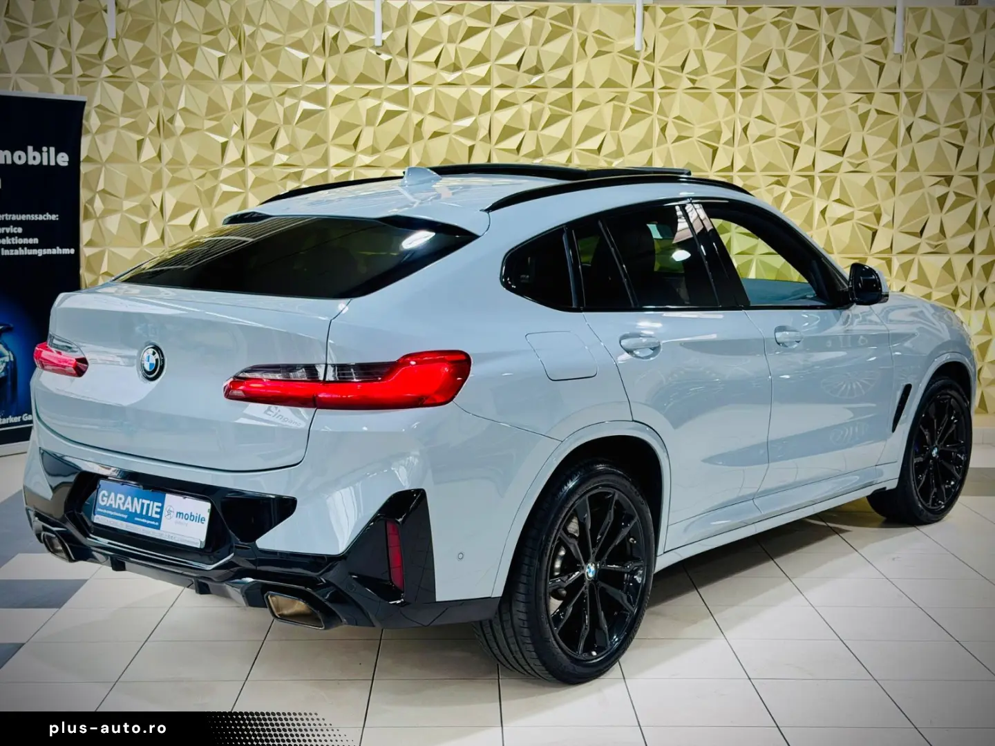 BMW X4 xDrive 20d M-SPORTPAKET PANORAMA H&K 1.HAND