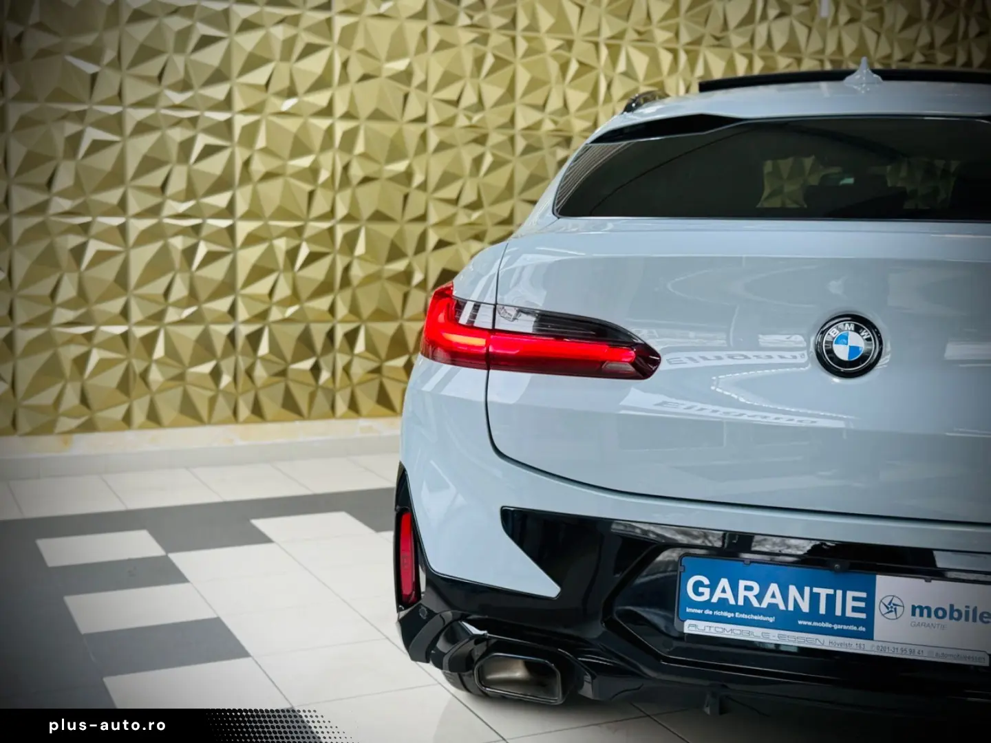 BMW X4 xDrive 20d M-SPORTPAKET PANORAMA H&K 1.HAND