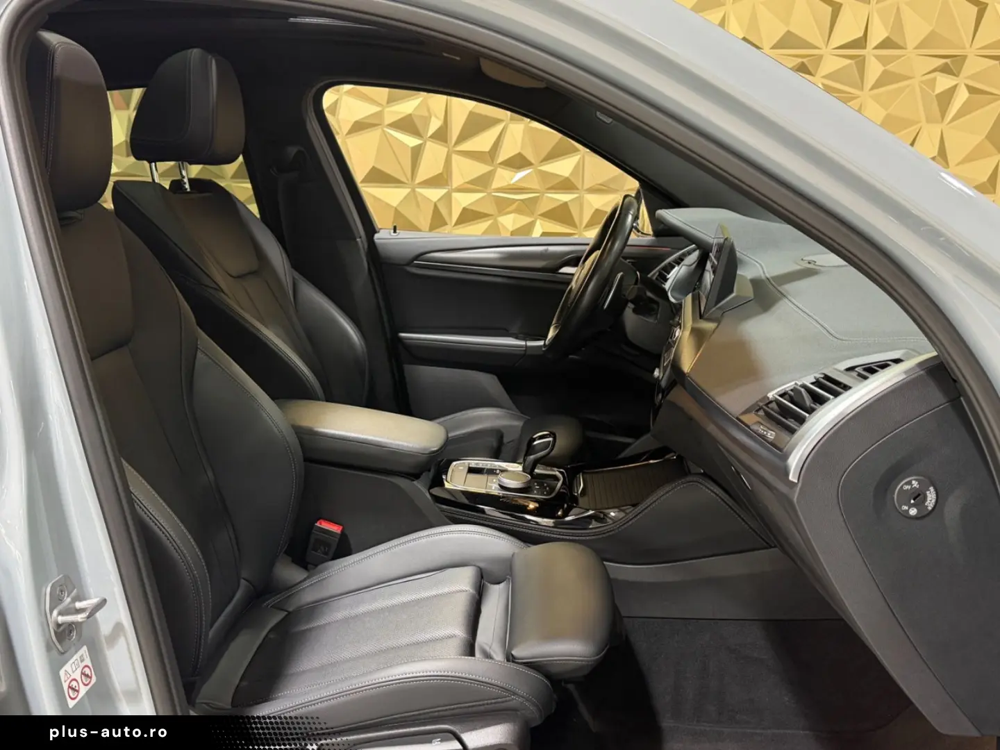 BMW X4 xDrive 20d M-SPORTPAKET PANORAMA H&K 1.HAND