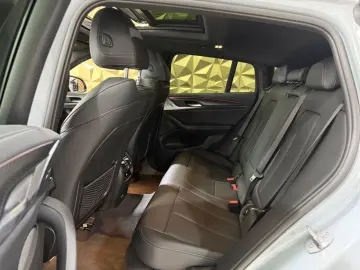 BMW X4 xDrive 20d M-SPORTPAKET PANORAMA H&K 1.HAND