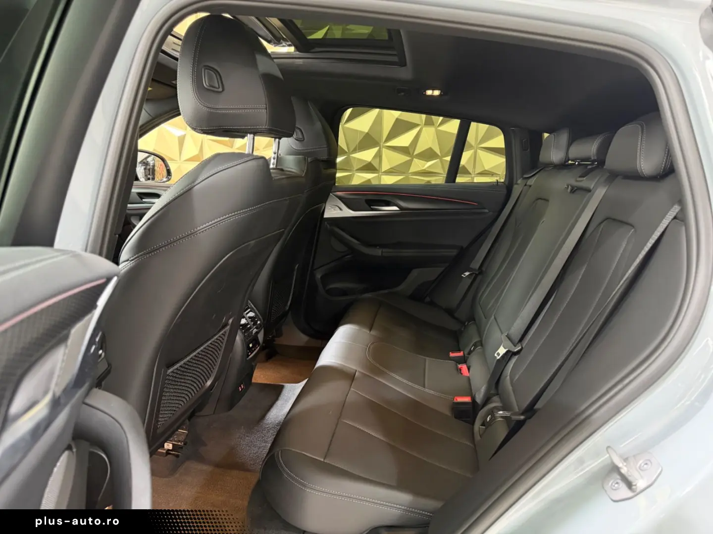 BMW X4 xDrive 20d M-SPORTPAKET PANORAMA H&K 1.HAND