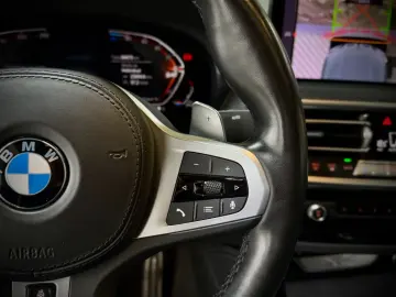 BMW X4 xDrive 20d M-SPORTPAKET PANORAMA H&K 1.HAND