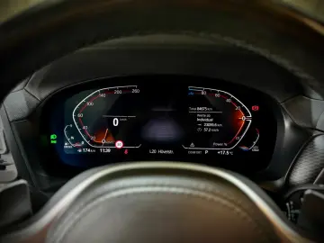 BMW X4 xDrive 20d M-SPORTPAKET PANORAMA H&K 1.HAND