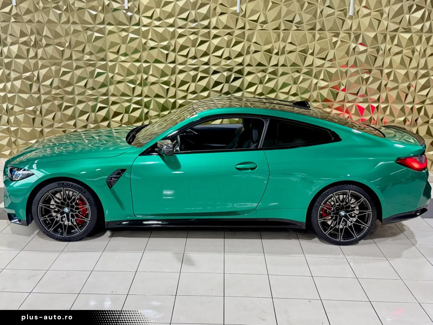 BMW M4 Competition CARBON IN & OUTDOOR LASER DEUTSCH