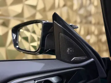 BMW M4 Competition CARBON IN & OUTDOOR LASER DEUTSCH