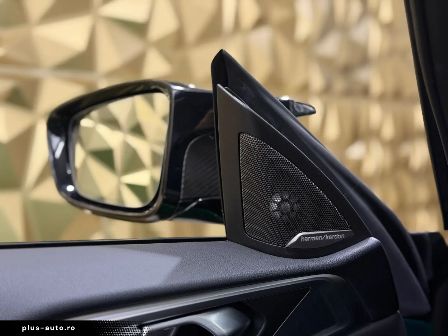 BMW M4 Competition CARBON IN & OUTDOOR LASER DEUTSCH