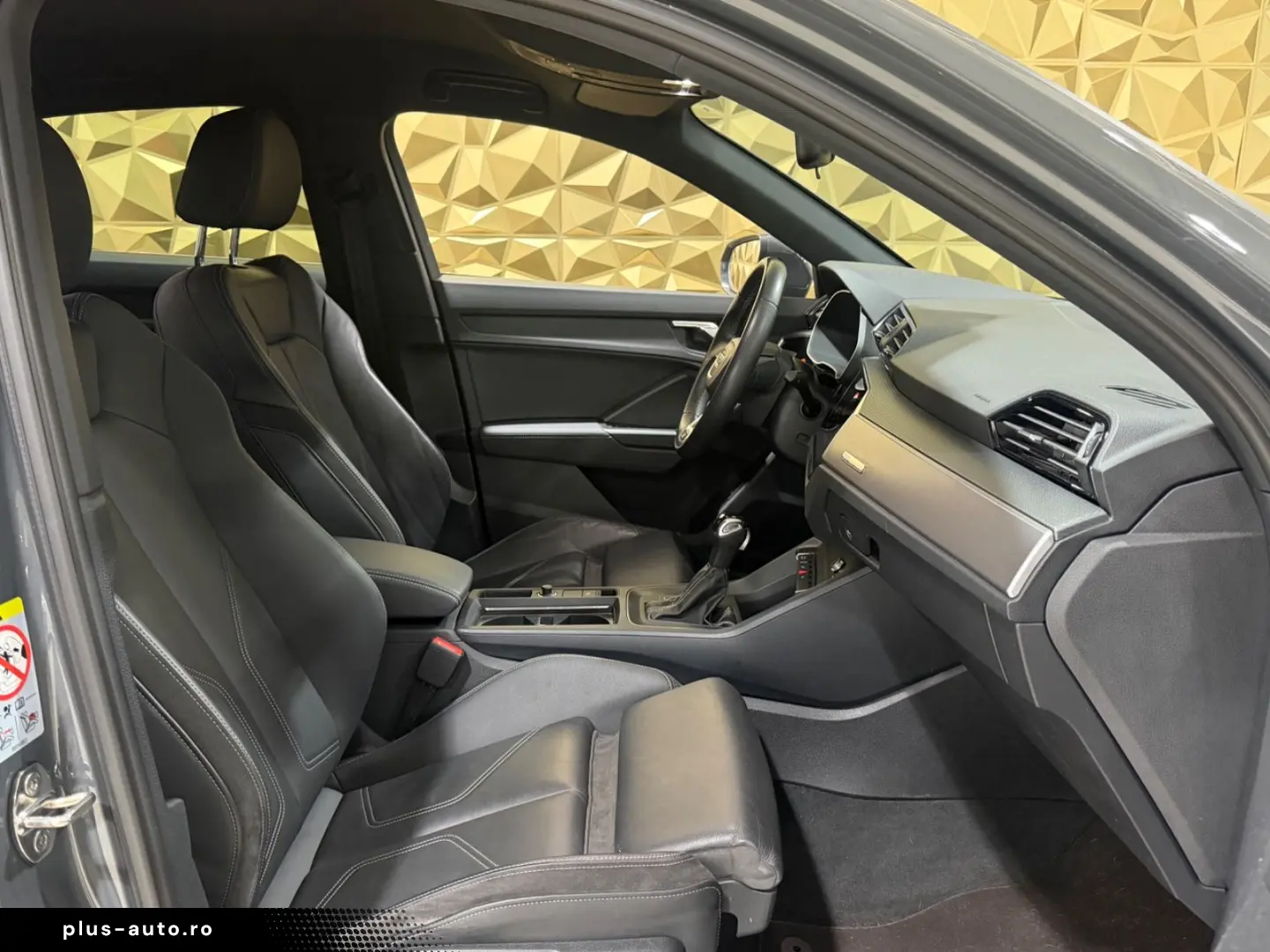 AUDI Q3 Sportback 45 TFSIe S-LINE LED LEDER 1.HAND