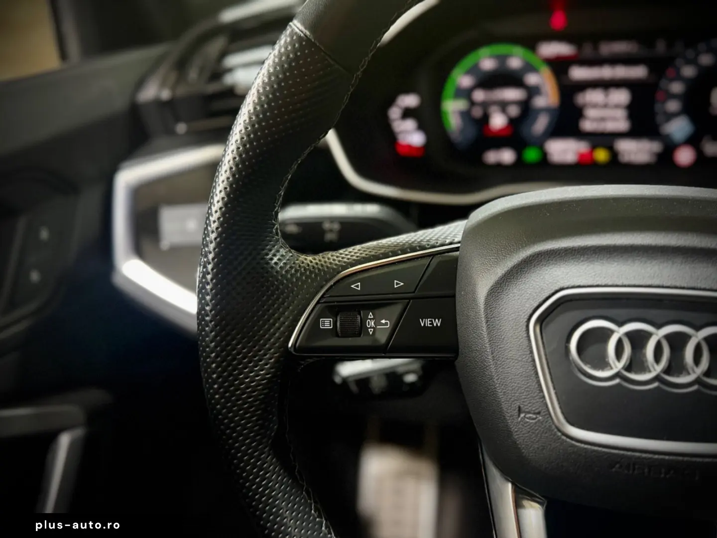 AUDI Q3 Sportback 45 TFSIe S-LINE LED LEDER 1.HAND