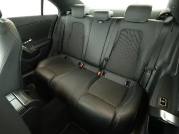 MERCEDES-BENZ CLA 250 e Progressive LED PDC 360 Tempomat