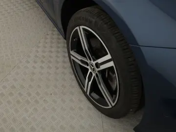 MERCEDES-BENZ CLA 250 e Progressive LED PDC 360 Tempomat