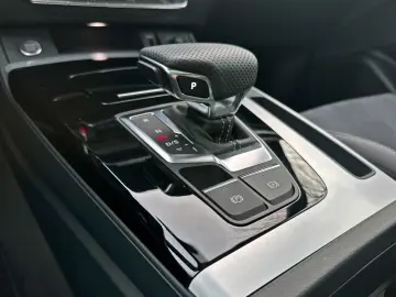 AUDI Q5 Sportback 55TFSIe qu S LINE LUFT AHK PANO B&O