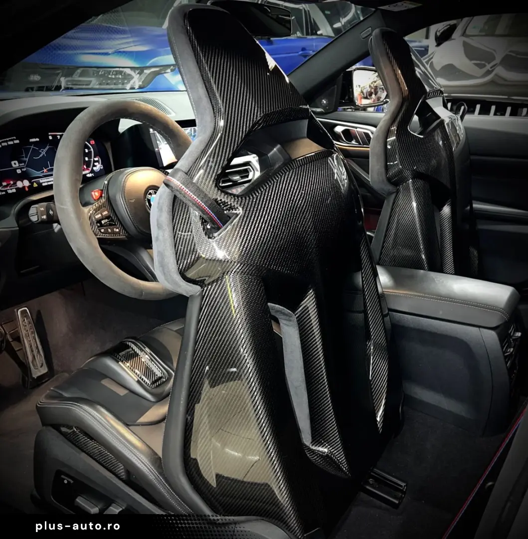 BMW M4 Coupe Competition SCHALE-CARBON CARBON DACH