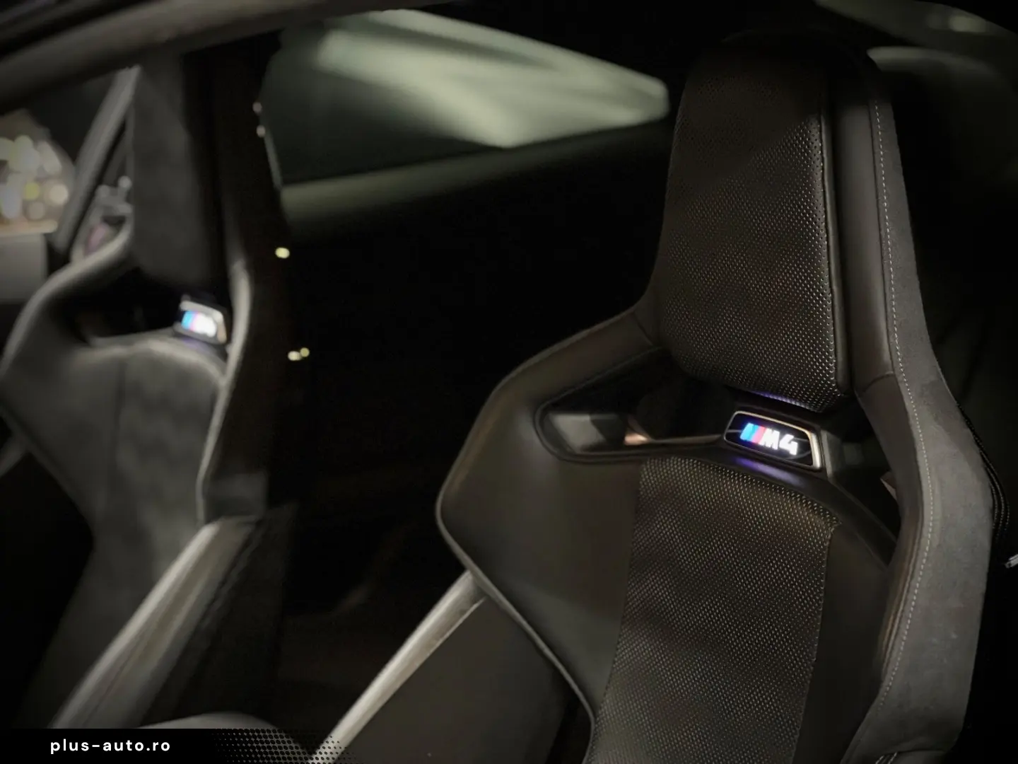 BMW M4 Coupe Competition SCHALE-CARBON CARBON DACH