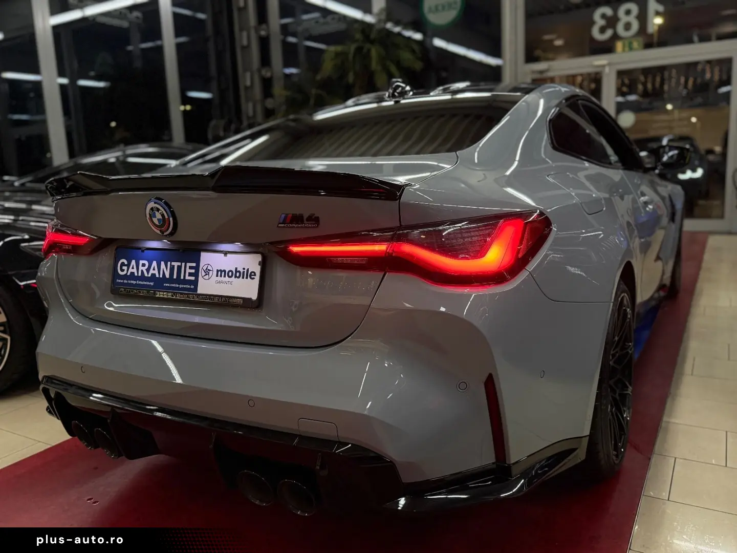 BMW M4 Coupe Competition SCHALE-CARBON CARBON DACH