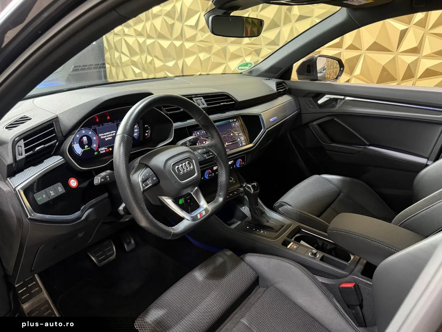 AUDI Q3 Sportback 35 TDI S-LINE VIRTUAL 1.HAND LED