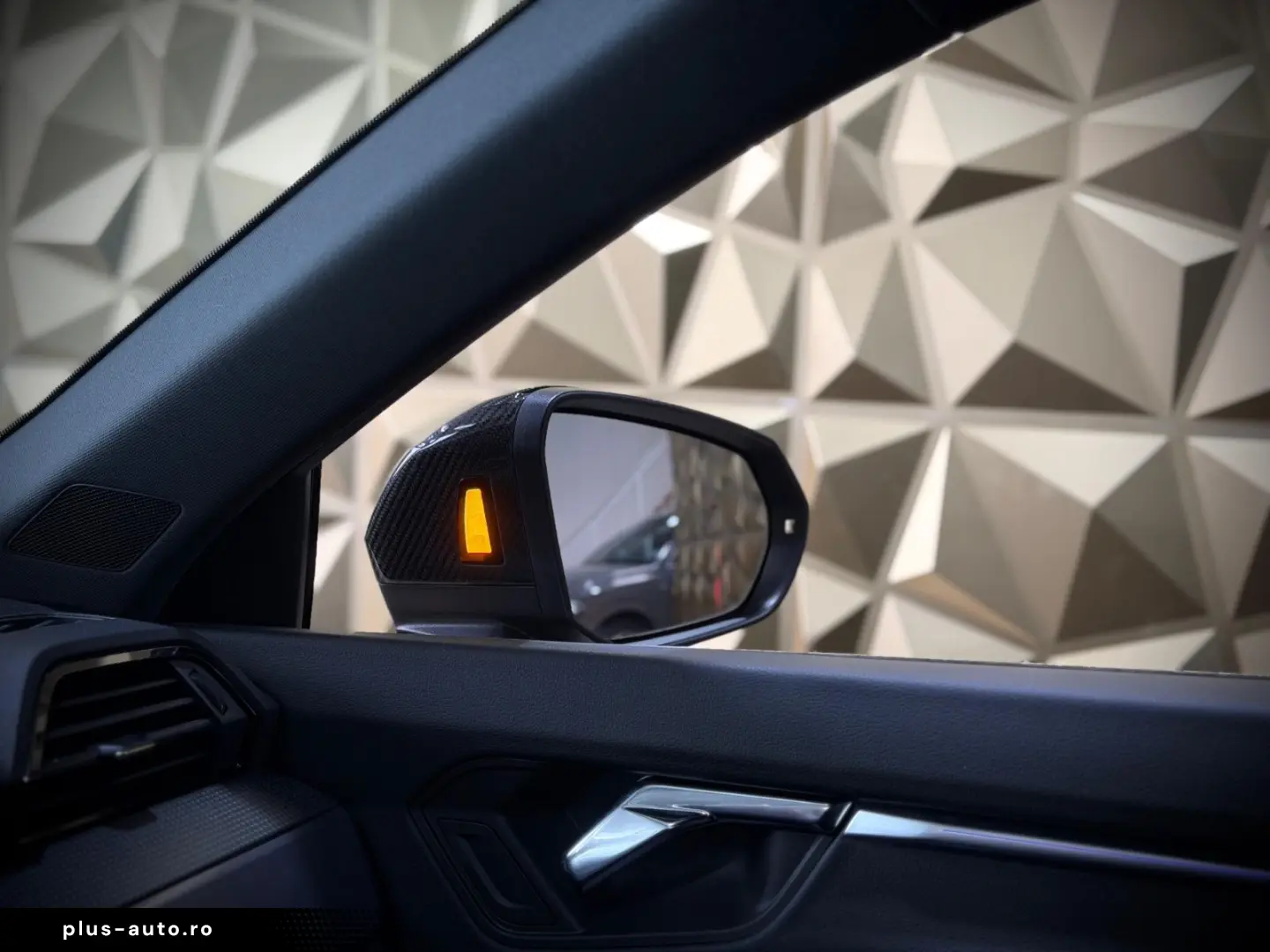 AUDI Q3 Sportback 35 TDI S-LINE VIRTUAL 1.HAND LED