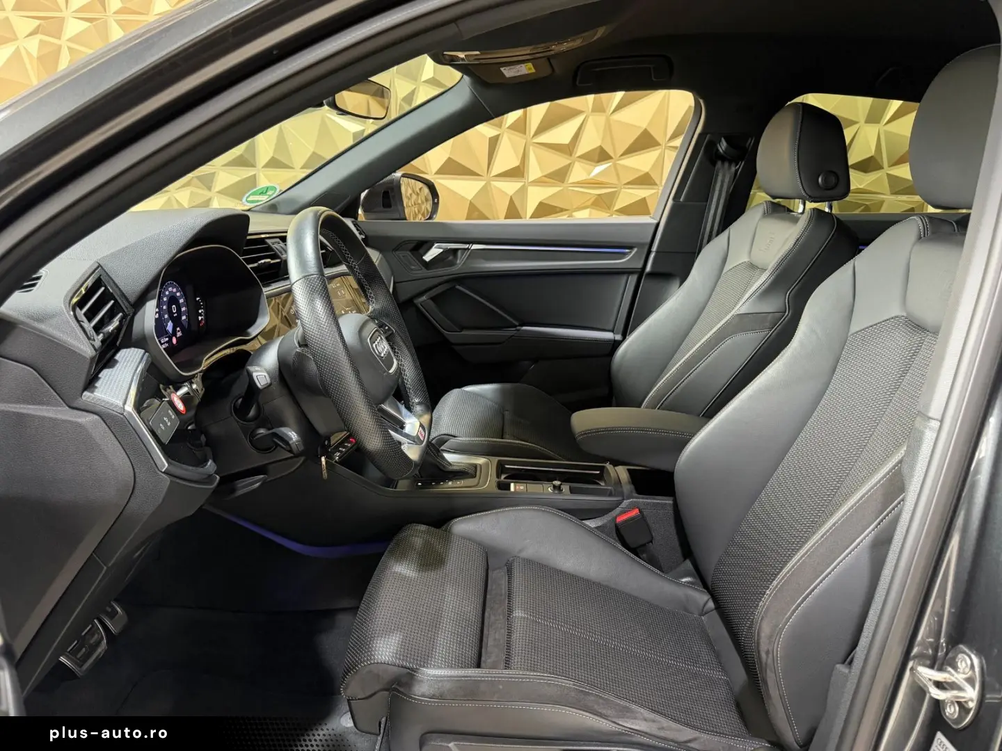 AUDI Q3 Sportback 35 TDI S-LINE VIRTUAL 1.HAND LED