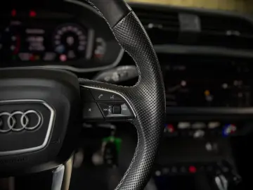 AUDI Q3 Sportback 35 TDI S-LINE VIRTUAL 1.HAND LED