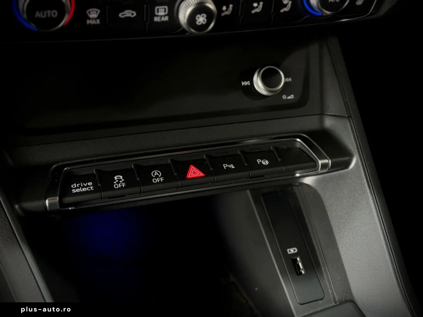 AUDI Q3 Sportback 35 TDI S-LINE VIRTUAL 1.HAND LED