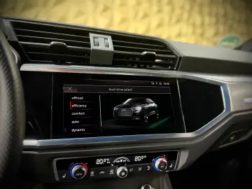 AUDI Q3 Sportback 35 TDI S-LINE VIRTUAL 1.HAND LED