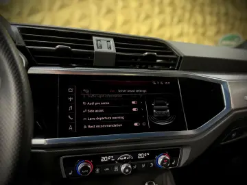 AUDI Q3 Sportback 35 TDI S-LINE VIRTUAL 1.HAND LED