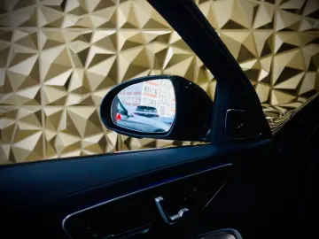 MERCEDES-BENZ C 300 4Matic Lim. AMG-LINE PANORAMA BURMESTER