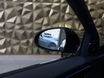 MERCEDES-BENZ C 300 4Matic Lim. AMG-LINE PANORAMA BURMESTER