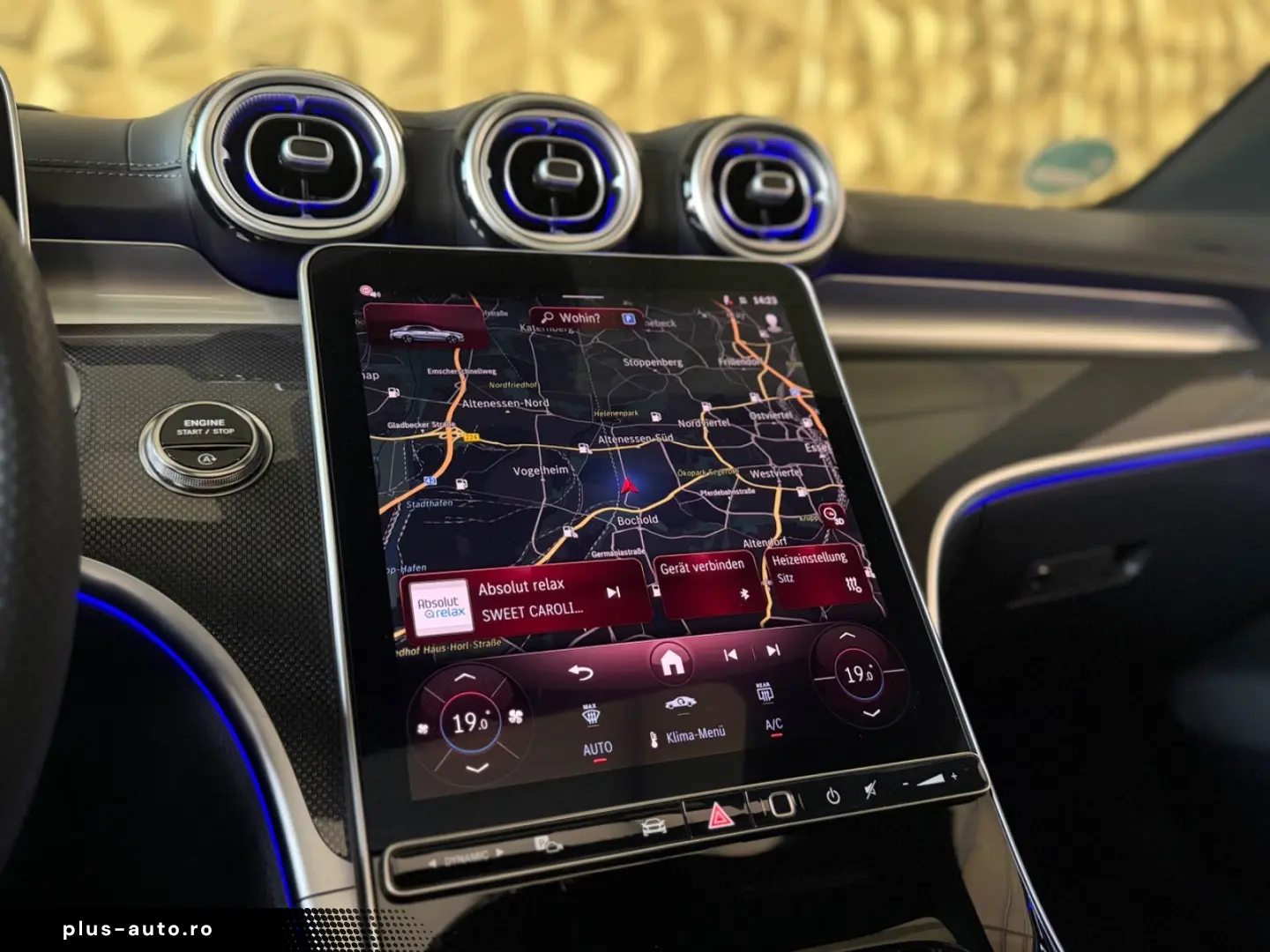 MERCEDES-BENZ C 300 4Matic Lim. AMG-LINE PANORAMA BURMESTER