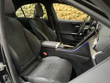 MERCEDES-BENZ C 300 4Matic Lim. AMG-LINE PANORAMA BURMESTER