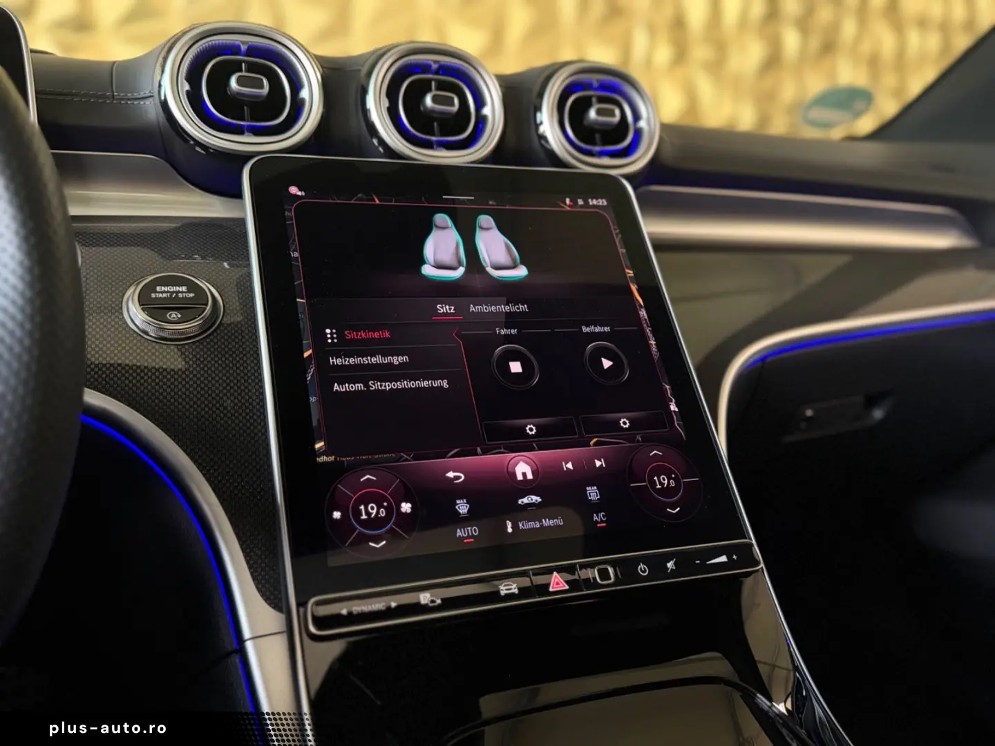 MERCEDES-BENZ C 300 4Matic Lim. AMG-LINE PANORAMA BURMESTER